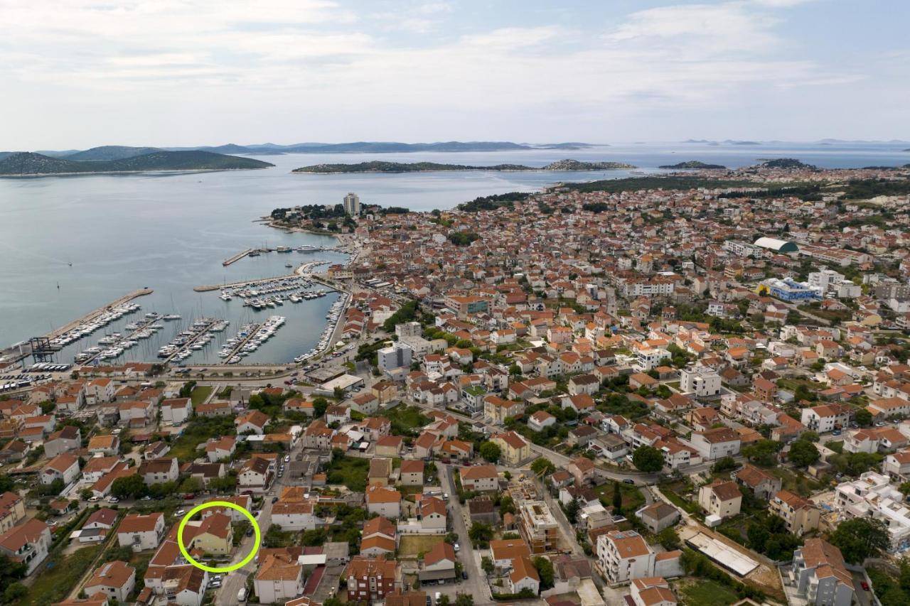Apartments4You Vodice Esterno foto