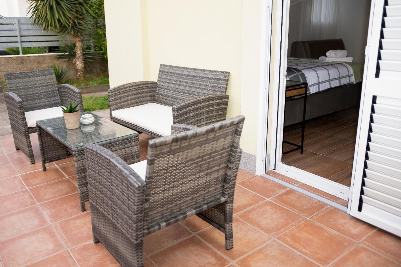 Apartments4You Vodice Esterno foto