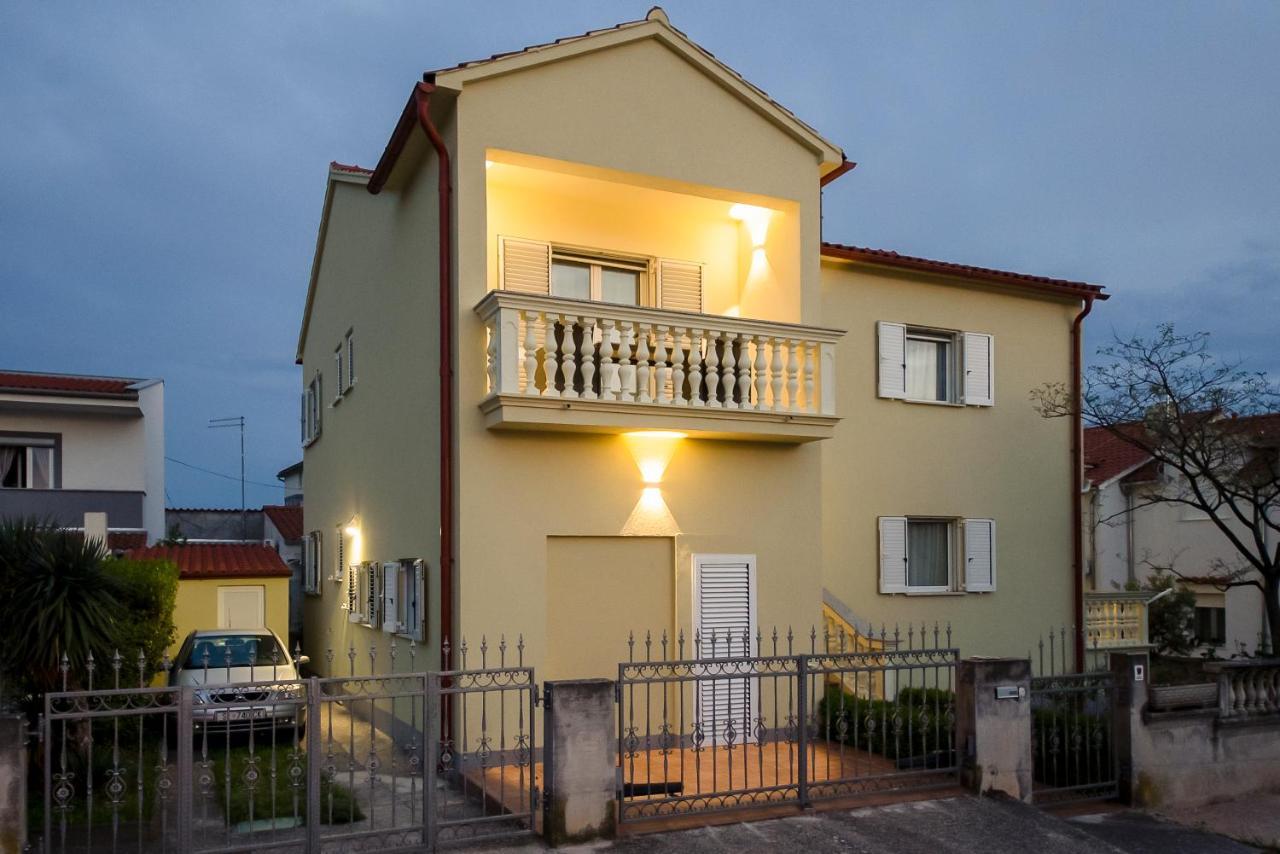 Apartments4You Vodice Esterno foto