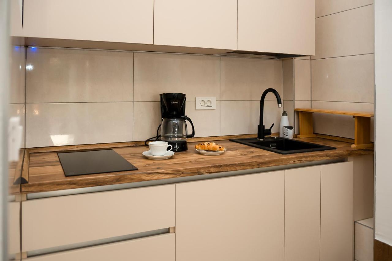 Apartments4You Vodice Esterno foto